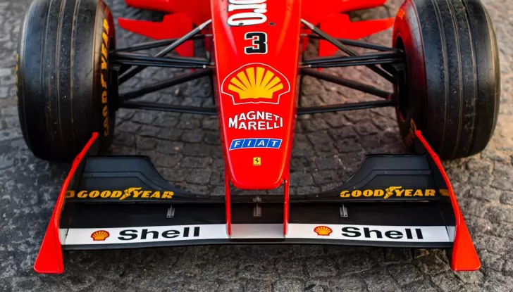 Ferrari F300: la Rossa di Michael Schumacher del 1998 è in vendita - Foto 12 di 17
