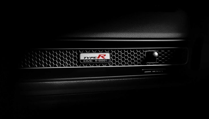 Honda Civic Type R: presentata la nuova generazione, in arrivo per il 2023 - Foto 19 di 21