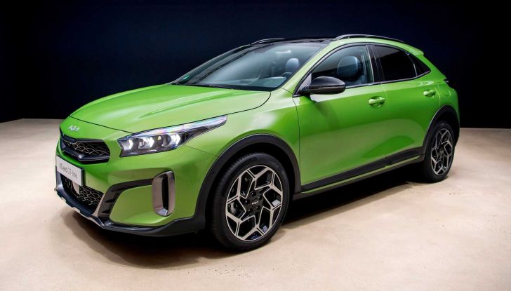 Kia XCeed: il restyling 2023 è più sportivo e tecnologico - Foto 3 di 12