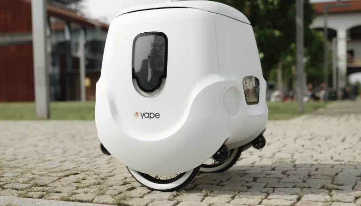 Yape: arriva a Milano il robot-fattorino per le consegne dell’ultimo miglio - Foto 1 di 7
