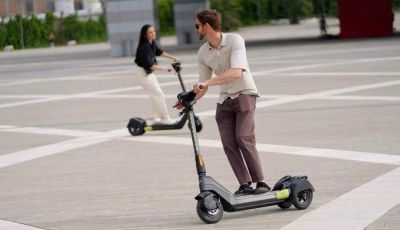 Test Ride di Askoll Scoo3: non chiamatelo monopattino pur essendo maneggevole, affidabile e tecnologico: ecco la nostra prova su strada
