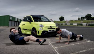 Meglio la palestra o la guida in pista per essere felici? Dipende…