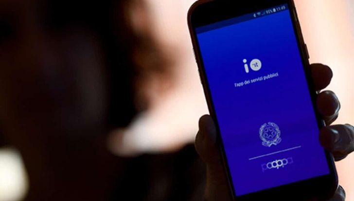App IO: a Genova e Verona arriva la notifica della rimozione auto - Foto 2 di 7