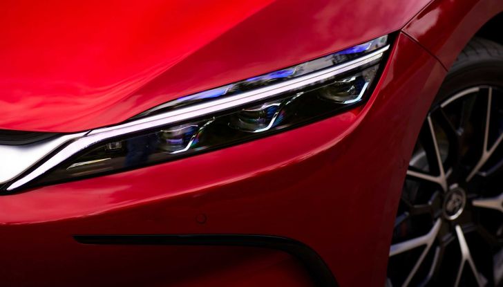 BYD debutta con i SUV Atto 3 e Tang e la berlina Han - Foto 22 di 26