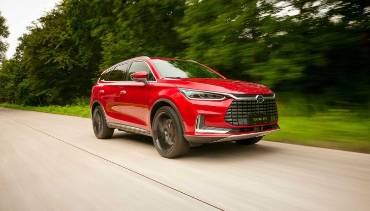 BYD debutta con i SUV Atto 3 e Tang e la berlina Han - Foto 7 di 26