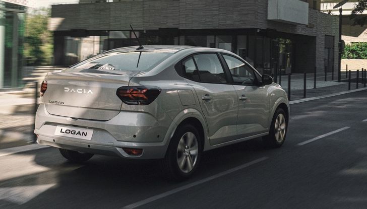 Dacia Logan 2023: la berlina si aggiorna nell’estetica - Foto 4 di 7