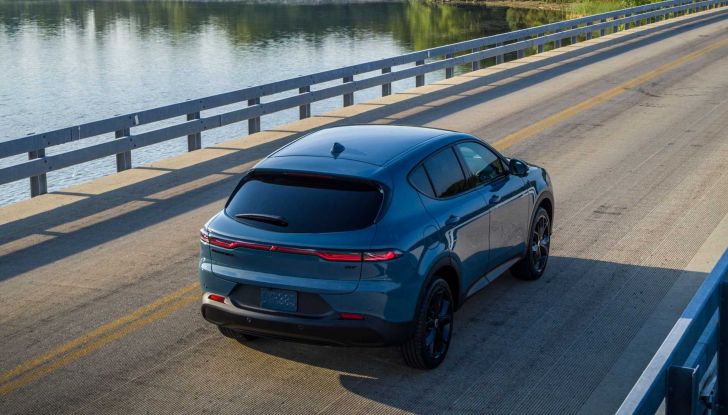 Dodge Hornet: presentata l’Alfa Romeo Tonale “americana” da 290 CV - Foto 8 di 13