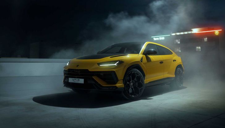 Lamborghini Urus Performante: ecco la versione più potente di sempre del SUV italiano - Foto 11 di 16