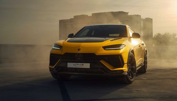 Lamborghini Urus Performante: ecco la versione più potente di sempre del SUV italiano - Foto 3 di 16