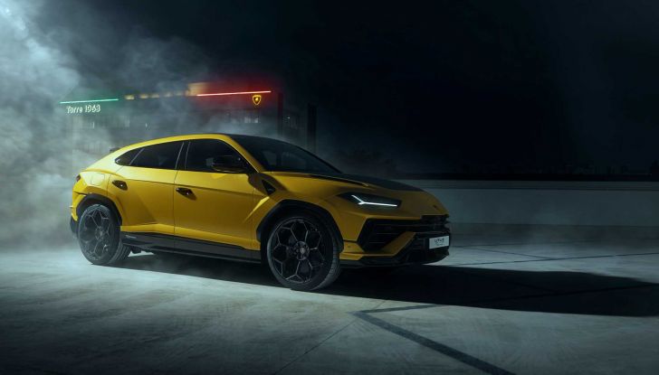 Lamborghini Urus Performante: ecco la versione più potente di sempre del SUV italiano - Foto 9 di 16