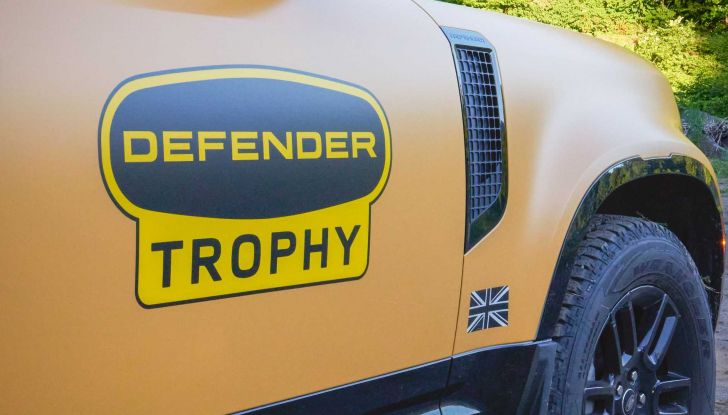 Land Rover ripropone la Defender Trophy Edition - Foto 4 di 4