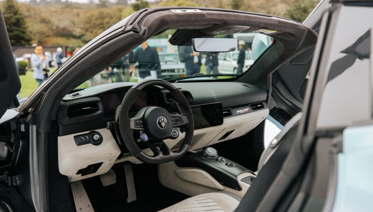 Maserati MC20 Cielo: debutto in grande stile alla Monterey Car Week - Foto 16 di 16