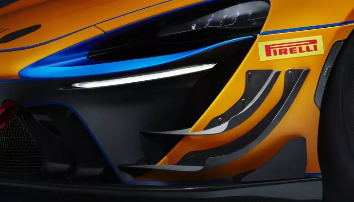 McLaren Artura Trophy II: la GT4 britannica pronta al Campionato 2023 - Foto 8 di 10