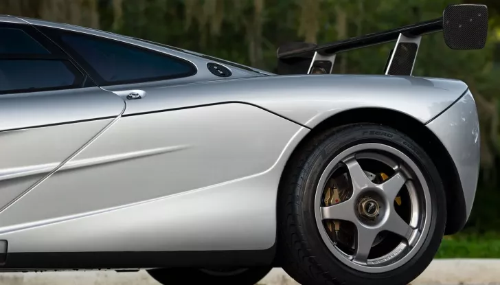 McLaren F1: RM Sotheby’s mette all’asta l’esemplare #59 con High Downforce Kit - Foto 15 di 31