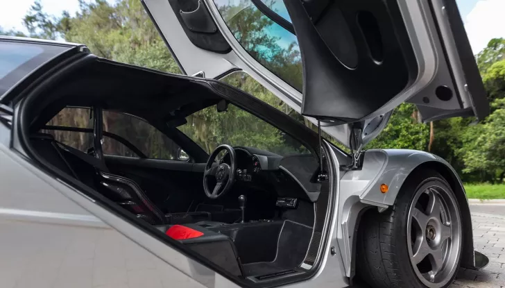 McLaren F1: RM Sotheby’s mette all’asta l’esemplare #59 con High Downforce Kit - Foto 21 di 31