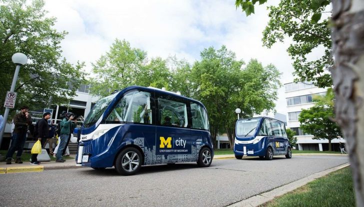 Guida autonoma: a Torino inizia la sperimentazione delle navette da trasporto passeggeri - Foto 4 di 9