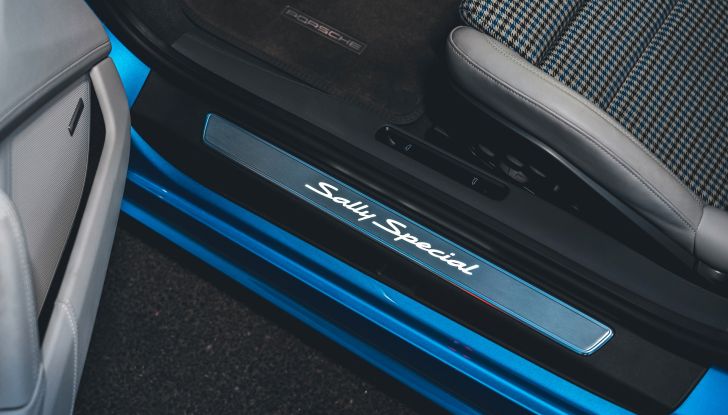 Porsche 911: la Sally Special del film Cars diventa realtà (e andrà all’asta) - Foto 18 di 30