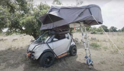 Il camper 4×4 più piccolo del mondo… è una Smart Fortwo!