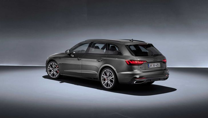 Audi A4 e A5 2023: la gamma si aggiorna con allestimenti più ricchi e tecnologici - Foto 7 di 20