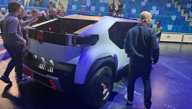 Citroen Oli: l’eredità della Ami in formato B-SUV (per ora prototipo) - Foto 13 di 13