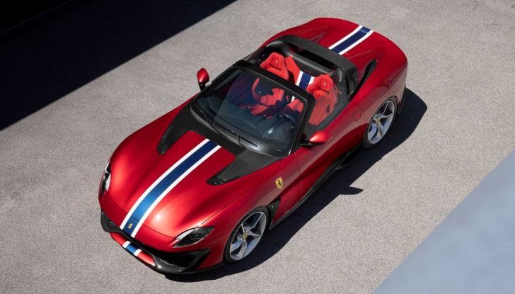 Ferrari SP51: la one-off su base 812 GTS con il V12 da 800 cavalli - Foto 3 di 9