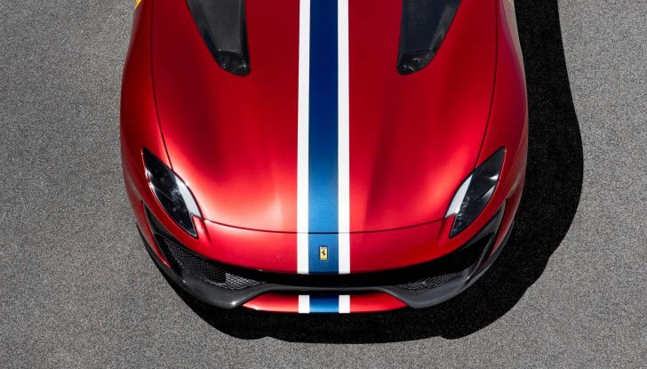 Ferrari SP51: la one-off su base 812 GTS con il V12 da 800 cavalli - Foto 7 di 9