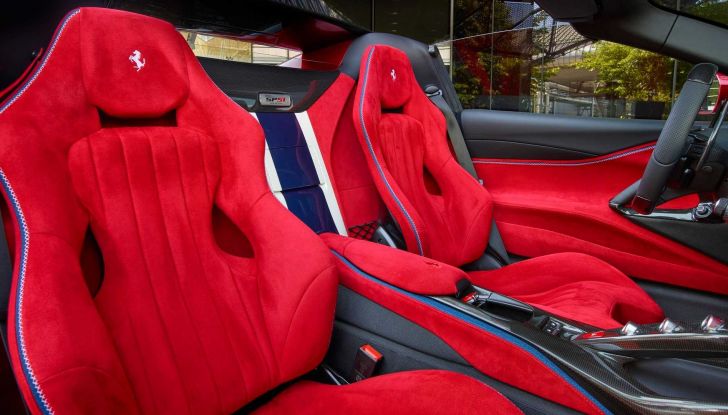 Ferrari SP51: la one-off su base 812 GTS con il V12 da 800 cavalli - Foto 9 di 9