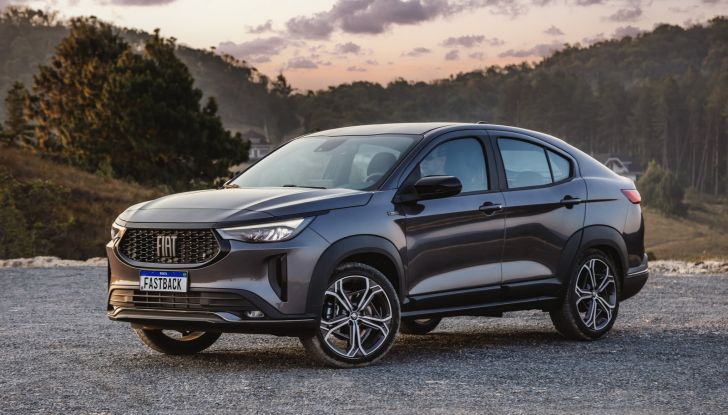 Fiat Fastback: il nuovo SUV coupé in tre allestimenti - Foto 1 di 11