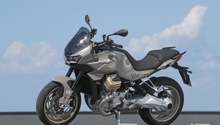 Moto Guzzi V100 Mandello Aviazione Navale: la versione speciale della Marina Militare - Foto 4 di 11