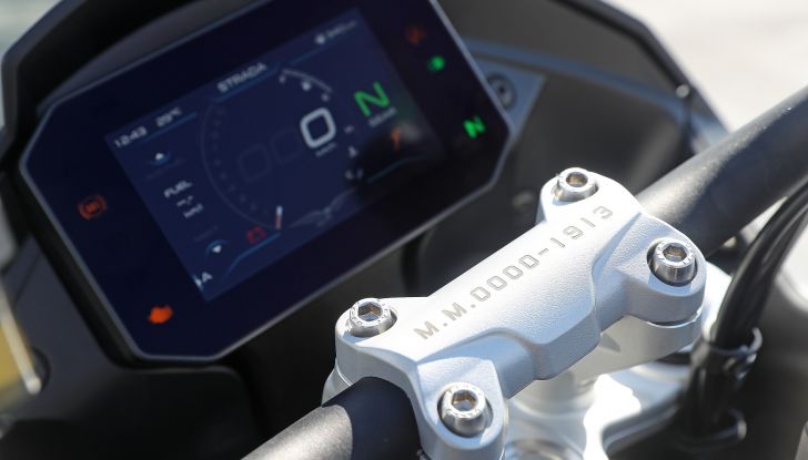 Moto Guzzi V100 Mandello Aviazione Navale: la versione speciale della Marina Militare - Foto 7 di 11