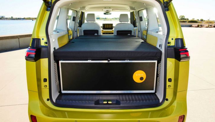 Volkswagen ID.Buzz: il Bulli elettrico diventa anche un camper! - Foto 4 di 10