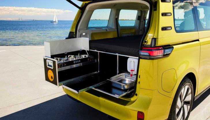 Volkswagen ID.Buzz: il Bulli elettrico diventa anche un camper! - Foto 6 di 10