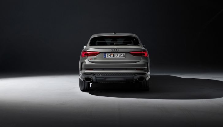 Audi RS Q3 Edition 10 years: l’edizione speciale per il 10° anniversario - Foto 8 di 10