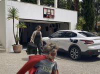 Citroen: la nuova C4 X e la nuova e-C4 X elettrica ordinabili in Italia