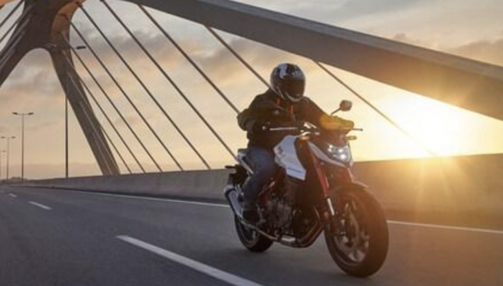 Nuova Honda CB750 Hornet, caratteristiche tecniche e versioni - Foto 12 di 27