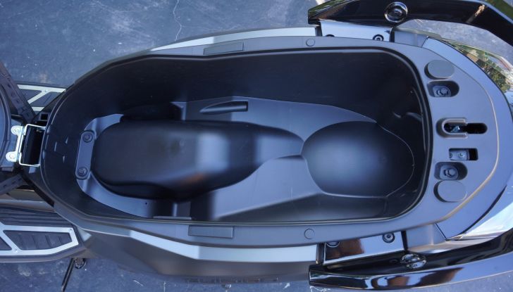 Test Ride Peugeot Pulsion 125 euro 5: il leone di Peugeot Motorcycles torna a ruggire - Foto 14 di 38