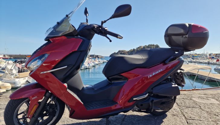 Test Ride Peugeot Pulsion 125 euro 5: il leone di Peugeot Motorcycles torna a ruggire - Foto 3 di 38
