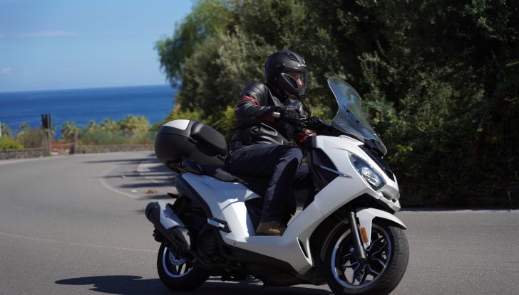 Test Ride Peugeot Pulsion 125 euro 5: il leone di Peugeot Motorcycles torna a ruggire - Foto 29 di 38