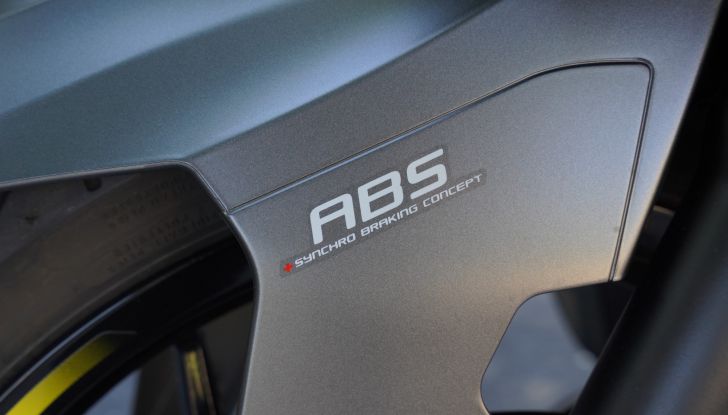 Test Ride Peugeot Pulsion 125 euro 5: il leone di Peugeot Motorcycles torna a ruggire - Foto 6 di 38