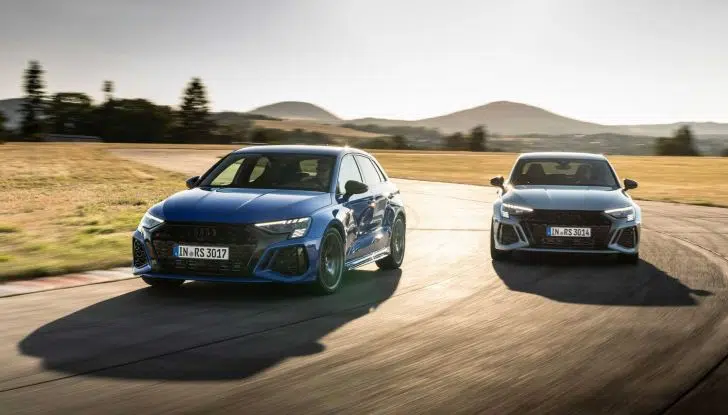 Audi RS3 Performance Edition: 407 CV per 300 km/h in serie limitata a 300 esemplari - Foto 1 di 13