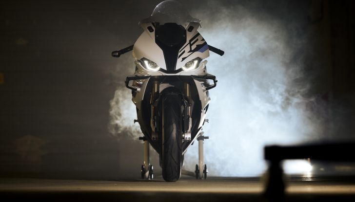 BMW S 1000 RR: tutti gli aggiornamenti del MY2023 - Foto 9 di 9