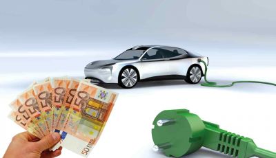 Ecoincentivi auto 2023: fino a 5.000 Euro per le elettriche, prenotazioni dal 10 gennaio