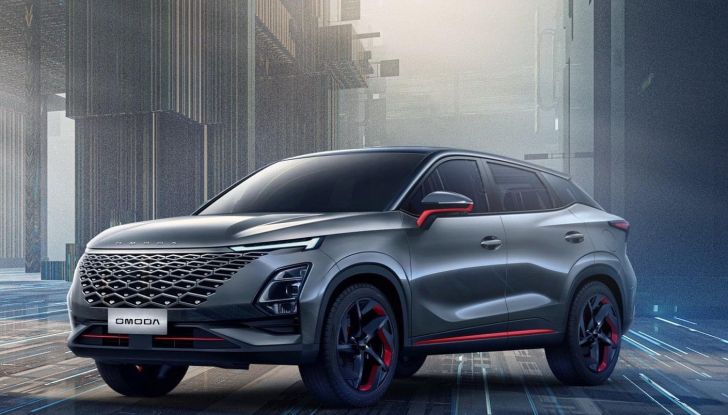 Chery Omoda 5: SUV elettrico da 204 CV e 450 km di autonomia - Foto 1 di 13