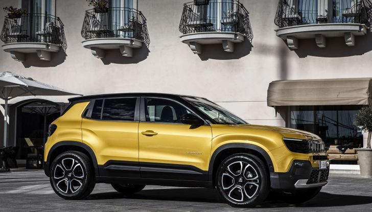 Jeep Avenger: via agli ordini per la versione elettrica, prezzi da 39.500 Euro - Foto 12 di 15