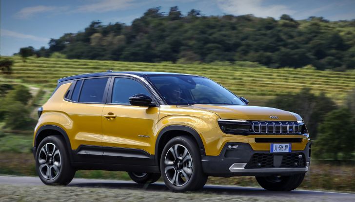 Jeep Avenger: via agli ordini per la versione elettrica, prezzi da 39.500 Euro - Foto 9 di 15