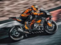 KTM RC 8C 2023: 135 CV per 142 kg di peso per la Superbike austriaca