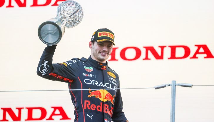 Max Verstappen vince a Suzuka ed è Campione del Mondo di F1 2022! - Foto 5 di 10