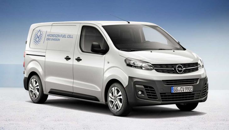 Opel Vivaro-e Hydrogen: il furgone Fuel Cell arriva a 400 km di autonomia - Foto 17 di 22