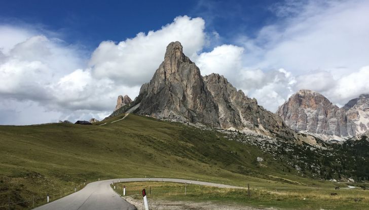 Dal 2024 in vigore le ZTL per l’accesso ai Passi delle Dolomiti - Foto 4 di 7