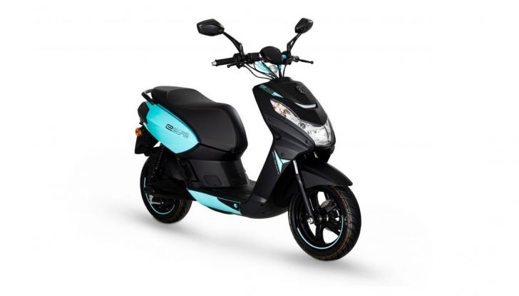 Peugeot e-Streetzone: la versione del cinquantino debutta al Salone di Parigi - Foto 1 di 6